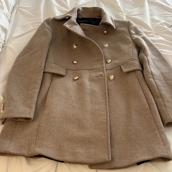 Zara Women's Classic Beige Pea Coat - Picture 3 of 5